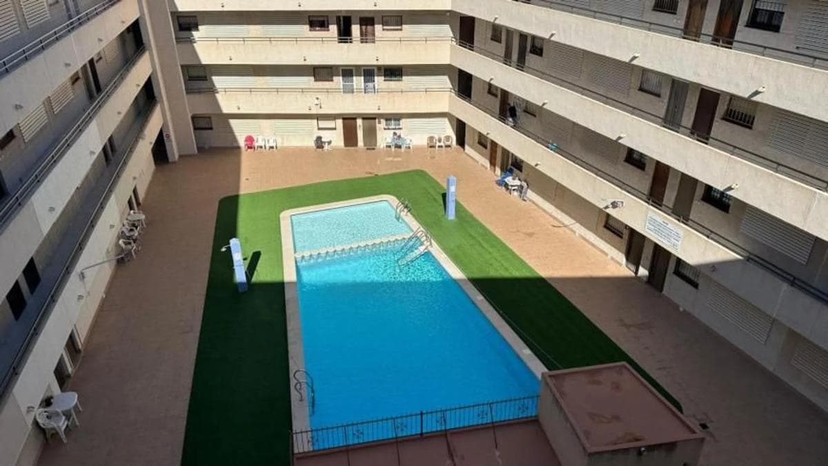 Sale of apartment in Calle San Pascual, Torrevieja
photo 3