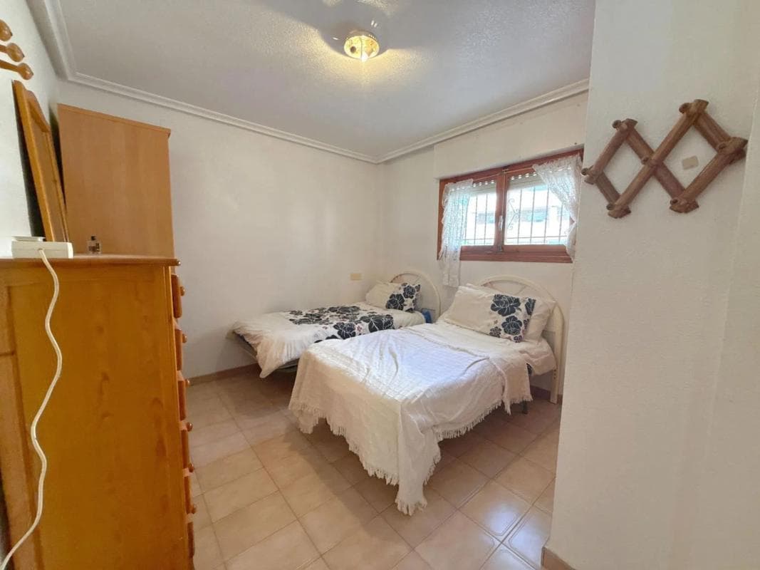 Sale of apartment in Calle Caballito de Mar, Torrevieja
photo 5