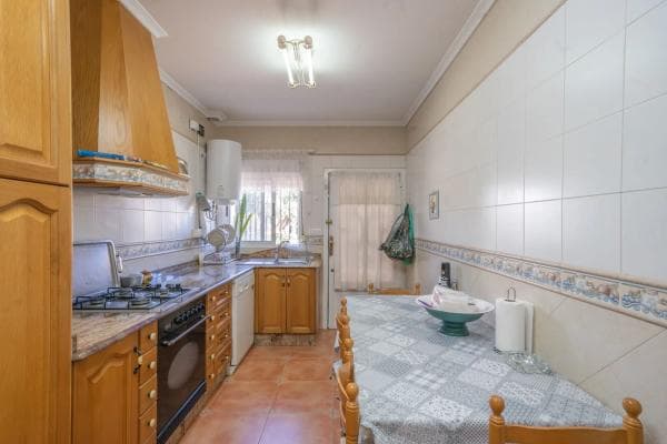 Chalet independiente en venta en Partida, Crevillente
thumbnail 1