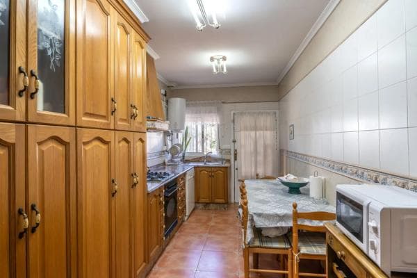 Chalet independiente en venta en Partida, Crevillente
thumbnail 2