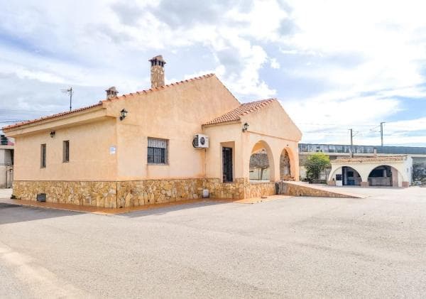 Chalet independiente en venta en Crevillente, Crevillente
photo 1