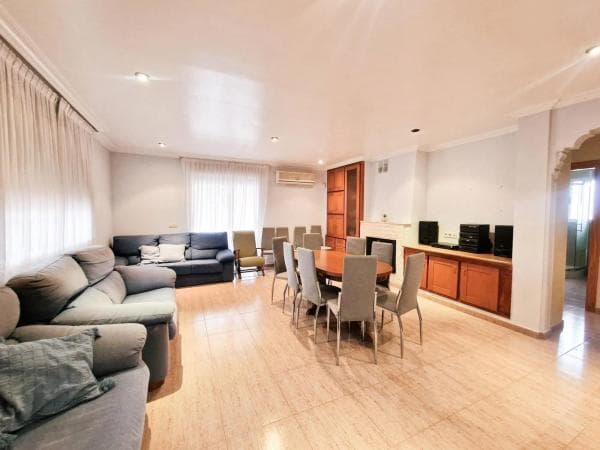 Chalet independiente en venta en Crevillente, Crevillente
thumbnail 2