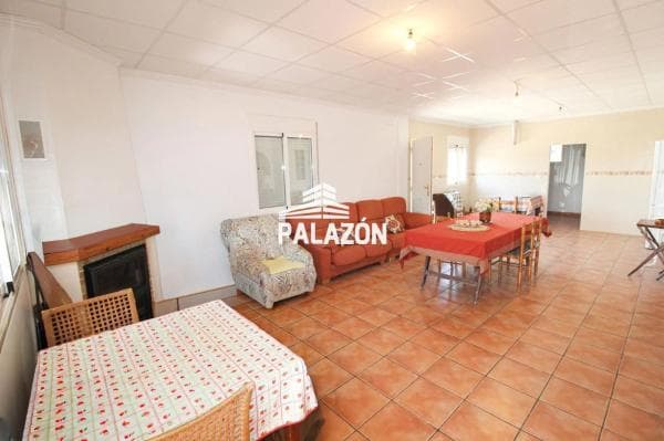 Chalet independiente en venta en Crevillente, Crevillente
photo 1
