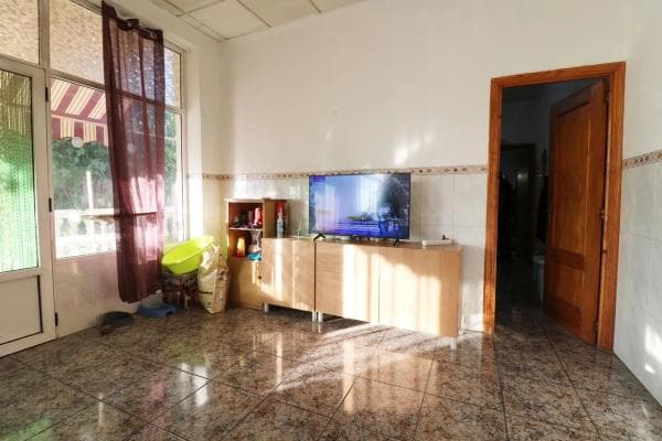 Chalet independiente en venta en Algoda-Matola-Llano de San José, Elche / Elx
thumbnail 1
