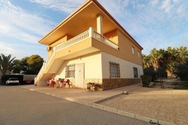 Chalet independiente en venta en Algoda-Matola-Llano de San José, Elche / Elx
photo 1