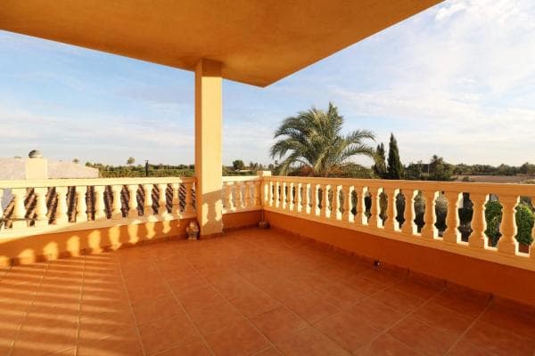 Chalet independiente en venta en Algoda-Matola-Llano de San José, Elche / Elx
thumbnail 1