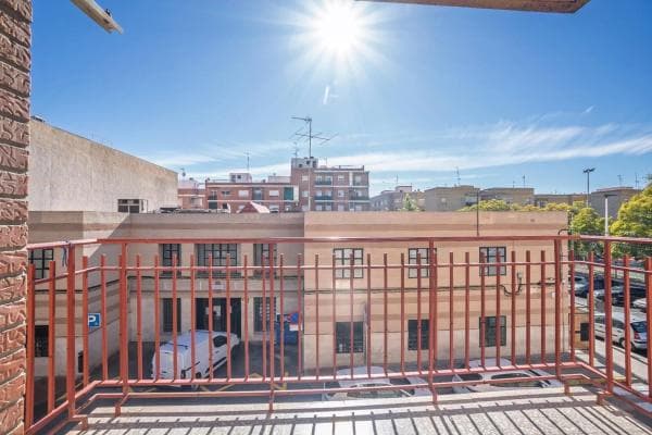 Venta de piso en Calle Diego Pascual Oliver, Elche / Elx
thumbnail 2