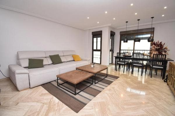 Venta de piso en Barrio Centro, Elche / Elx
thumbnail 1