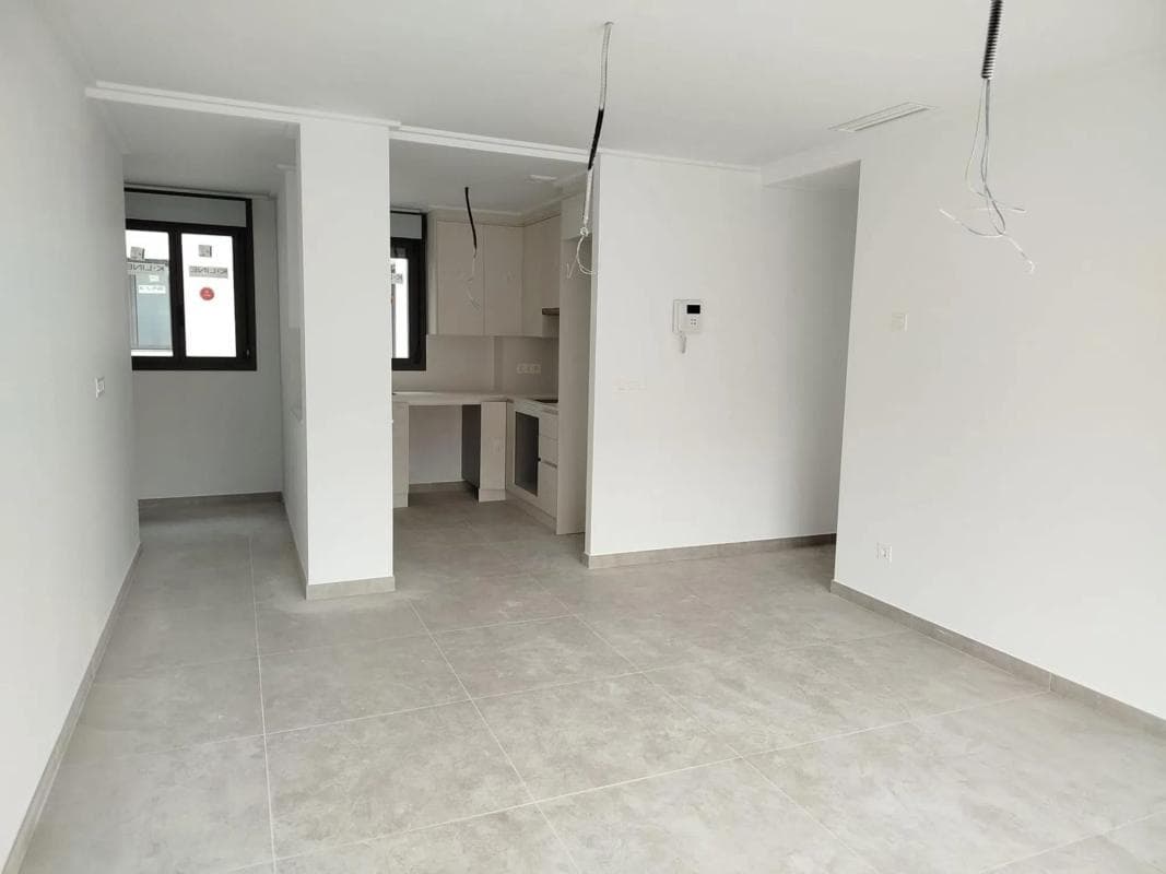 Venta de piso en Barrio San Crispín, Elche / Elx
photo 4