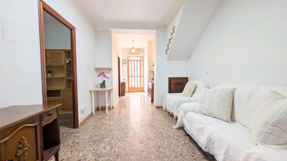 Venta de piso en Barrio Carrús Este, Elche / Elx
photo 2
