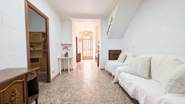Venta de piso en Barrio Carrús Este, Elche / Elx
thumbnail 1