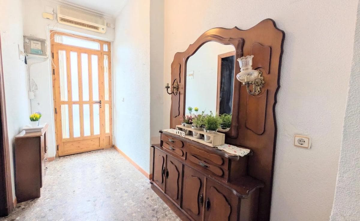 Venta de piso en Barrio Carrús Este, Elche / Elx
photo 3