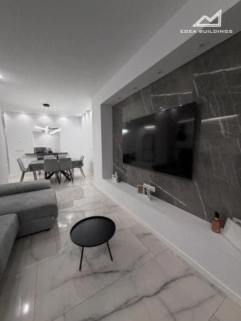 Venta de piso en Barrio San Crispín, Elche / Elx
thumbnail 2