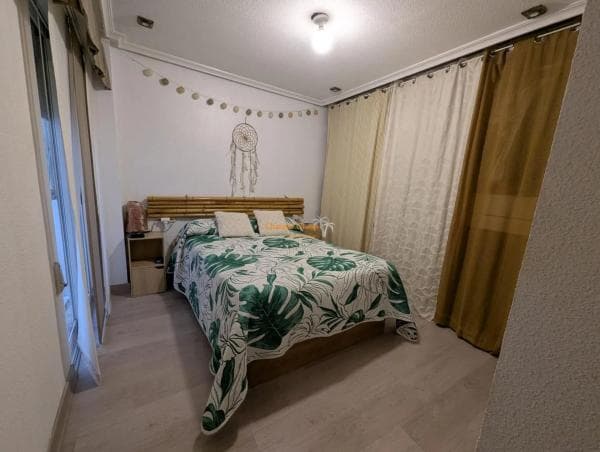 Venta de piso en Barrio Plaza Crevillente-Juzgados, Elche / Elx
thumbnail 2