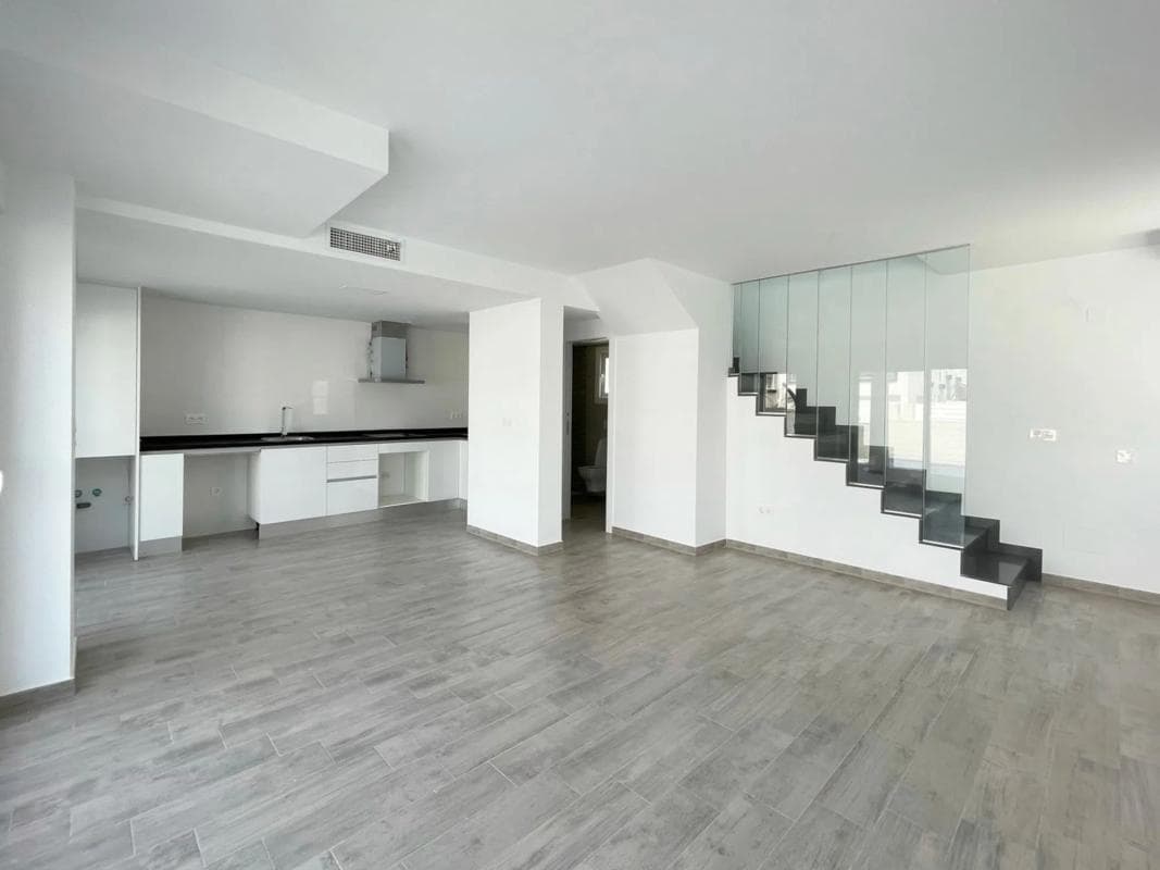 Venta de chalet adosado en Calle Malta, 28 , Gran Alacant photo 4