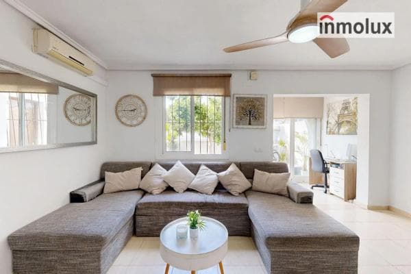 Chalet adosado en venta en Avenida de Noruega , Gran Alacant thumbnail 2