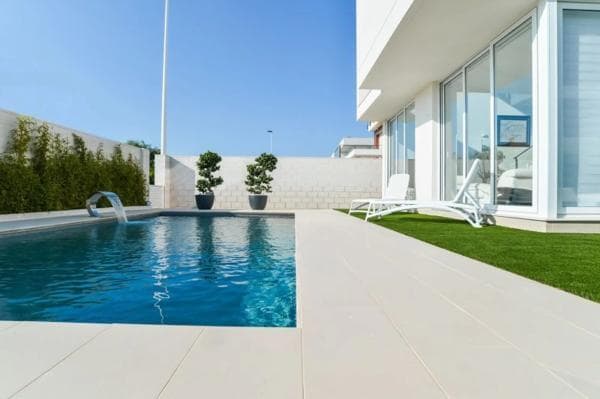 Chalet independiente en venta en Monte y Mar, Gran Alacant
thumbnail 1