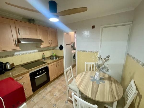 Venta de piso en Avenida Canalejas, Santa Pola
thumbnail 2