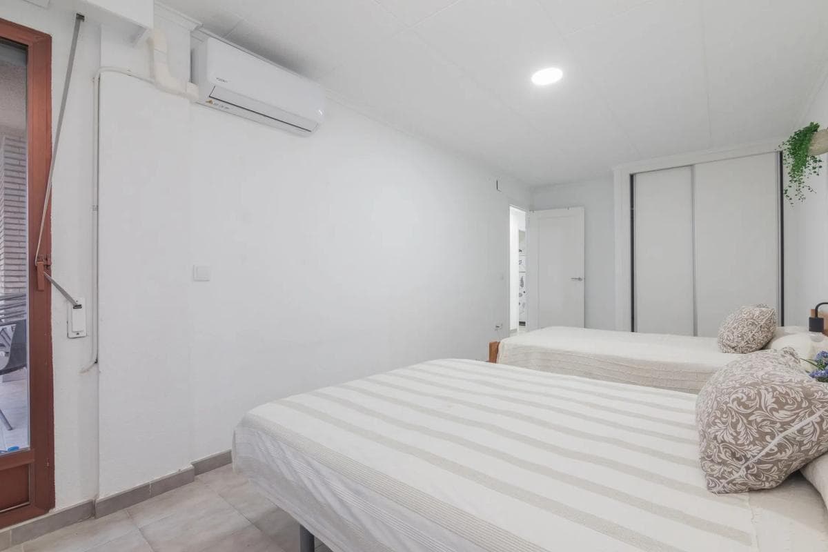Venta de piso en Avenida Canalejas, Santa Pola
photo 3