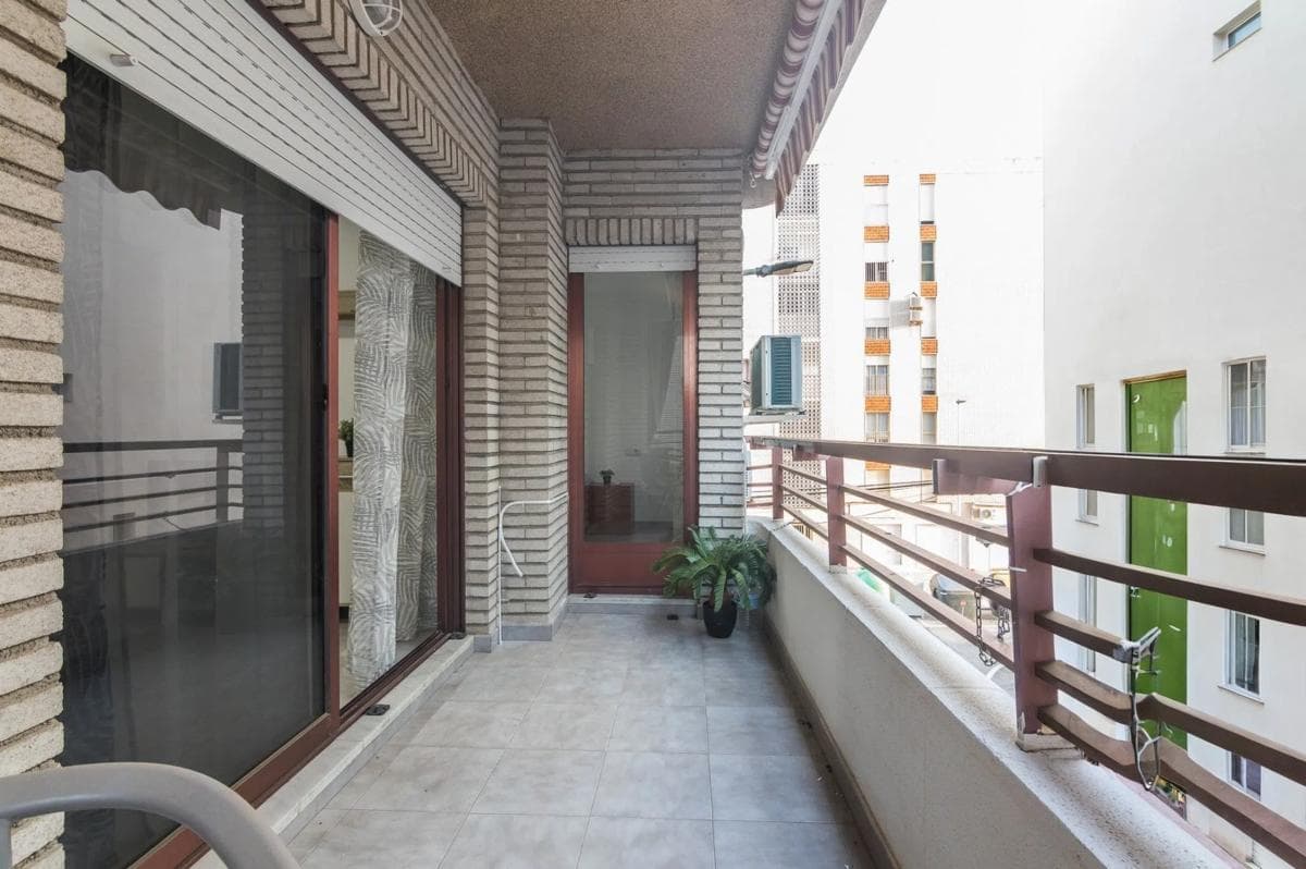 Venta de piso en Avenida Canalejas, Santa Pola
photo 4