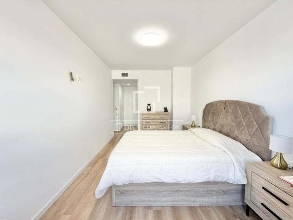 Venta de piso en Los Doscientos, Alicante / Alacant
photo 1