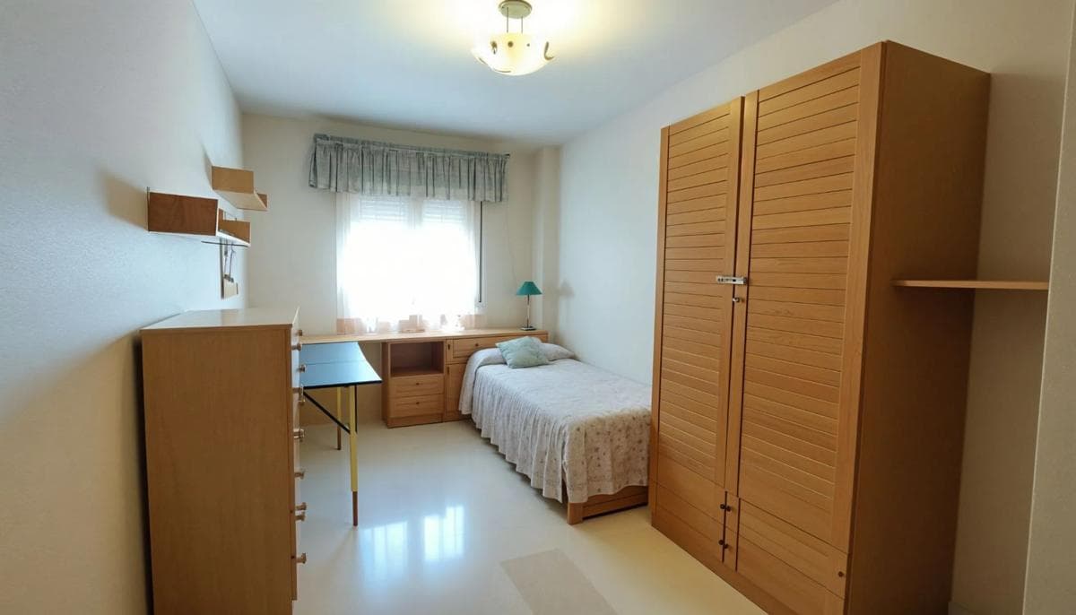 Venta de piso en Barrio La Florida, Alicante / Alacant
photo 2