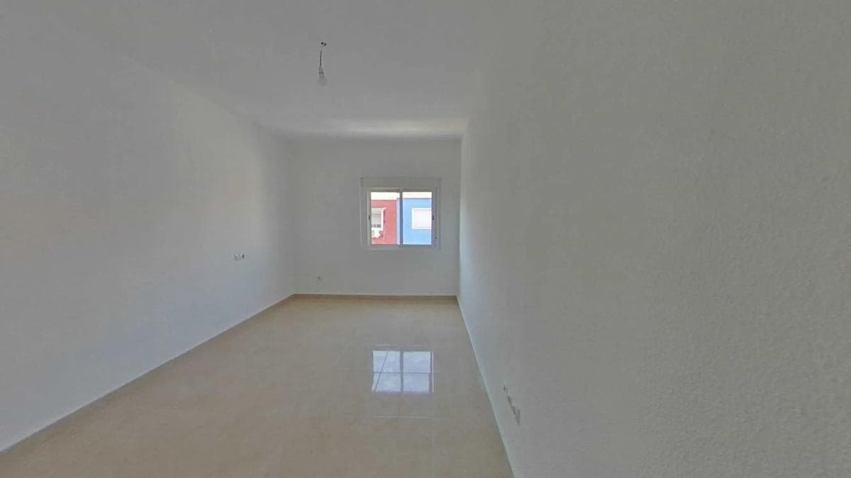 Venta de piso en Calle Profesores Hermanos Muñoz, Alicante / Alacant
photo 3