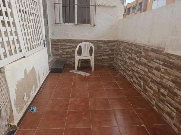 Venta de piso en Barrio Ciudad de Asís, Alicante / Alacant
thumbnail 2