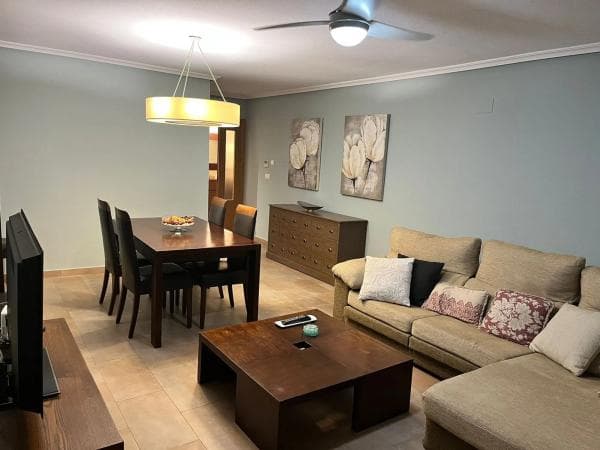 Venta de piso en Calle Antares, Alicante / Alacant
photo 1
