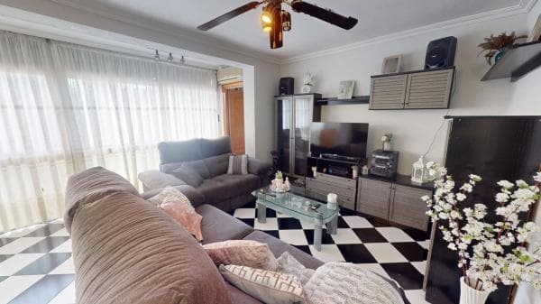 Venta de piso en Barrio Alipark, Alicante / Alacant
thumbnail 1