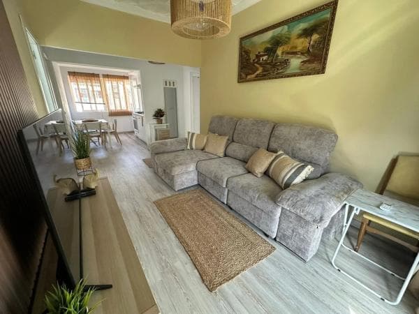 Venta de piso en Calle d'Algol, Alicante / Alacant
photo 1