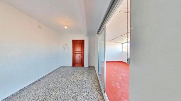 Venta de piso en Barrio La Florida Portazgo, Alicante / Alacant
thumbnail 2