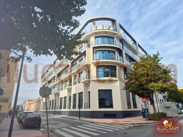 Venta de piso en Barrio La Florida, Alicante / Alacant
photo 1