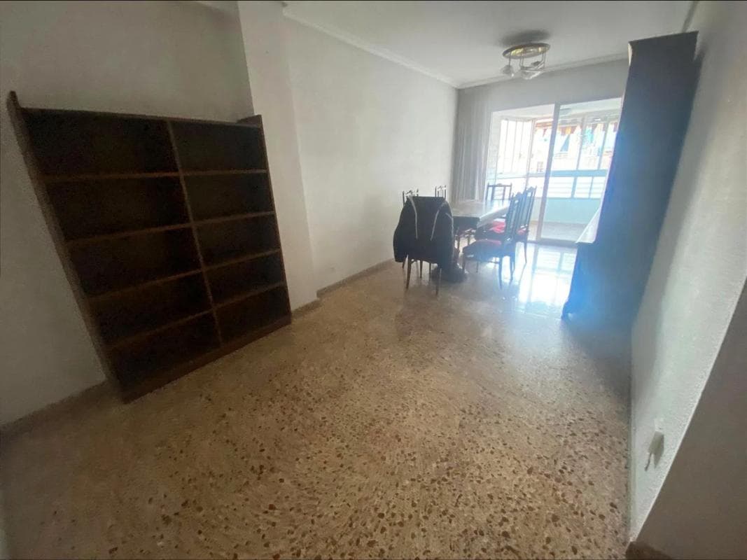 Sale of apartment in Barrio Altozano, Alicante
photo 4