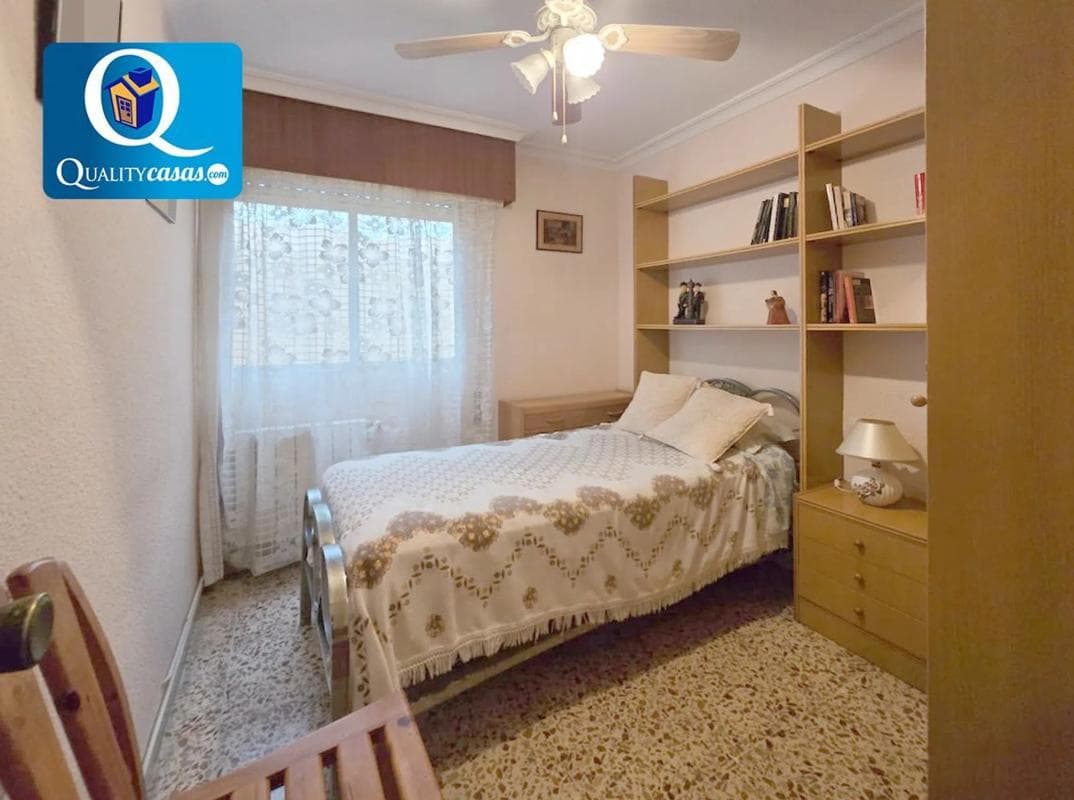 Продажа квартиры на Barrio Carolinas Altas, Аликанте / Алакант
photo 3