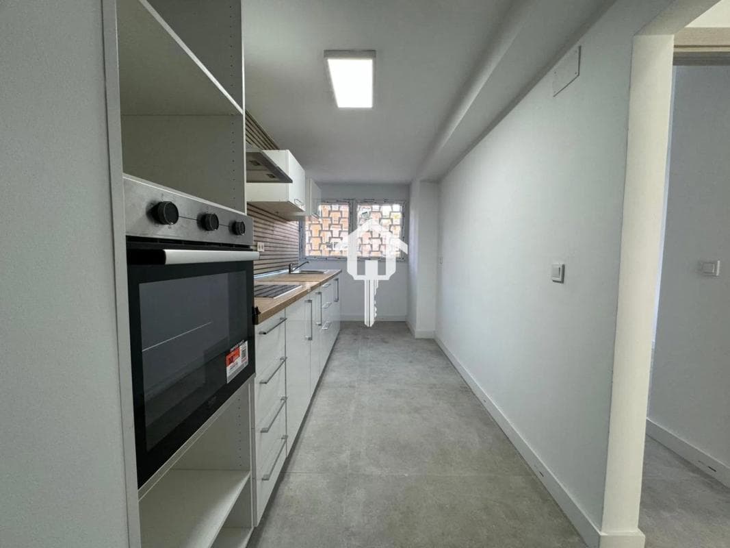 Sale of apartment in Calle del Alcalde Alfonso de Rojas, Alicante
photo 4