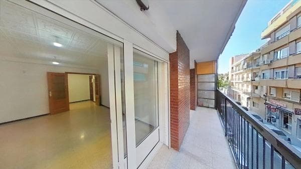 Venta de piso en Barrio Campoamor, Alicante / Alacant
thumbnail 1