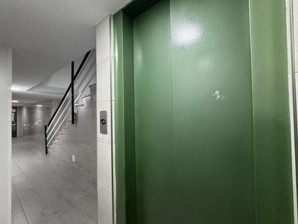 Venta de piso en Calle del Plus Ultra, Alicante / Alacant
thumbnail 2