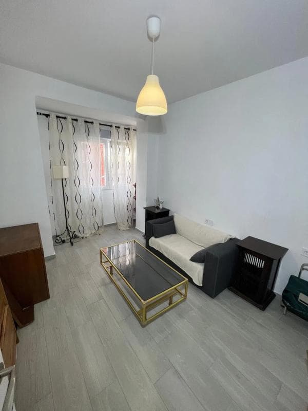 Sale of apartment in Carolinas Bajas, 17, Alicante
photo 2