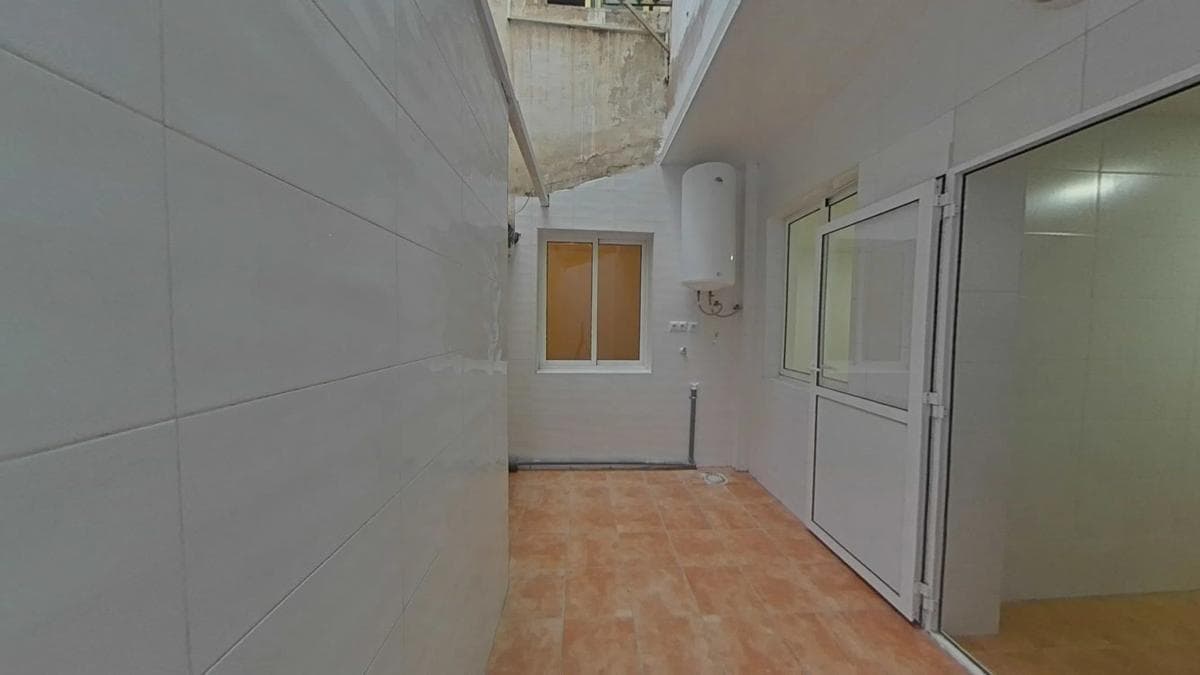 Sale of apartment in Calle Jaime Segarra, Alicante
photo 5