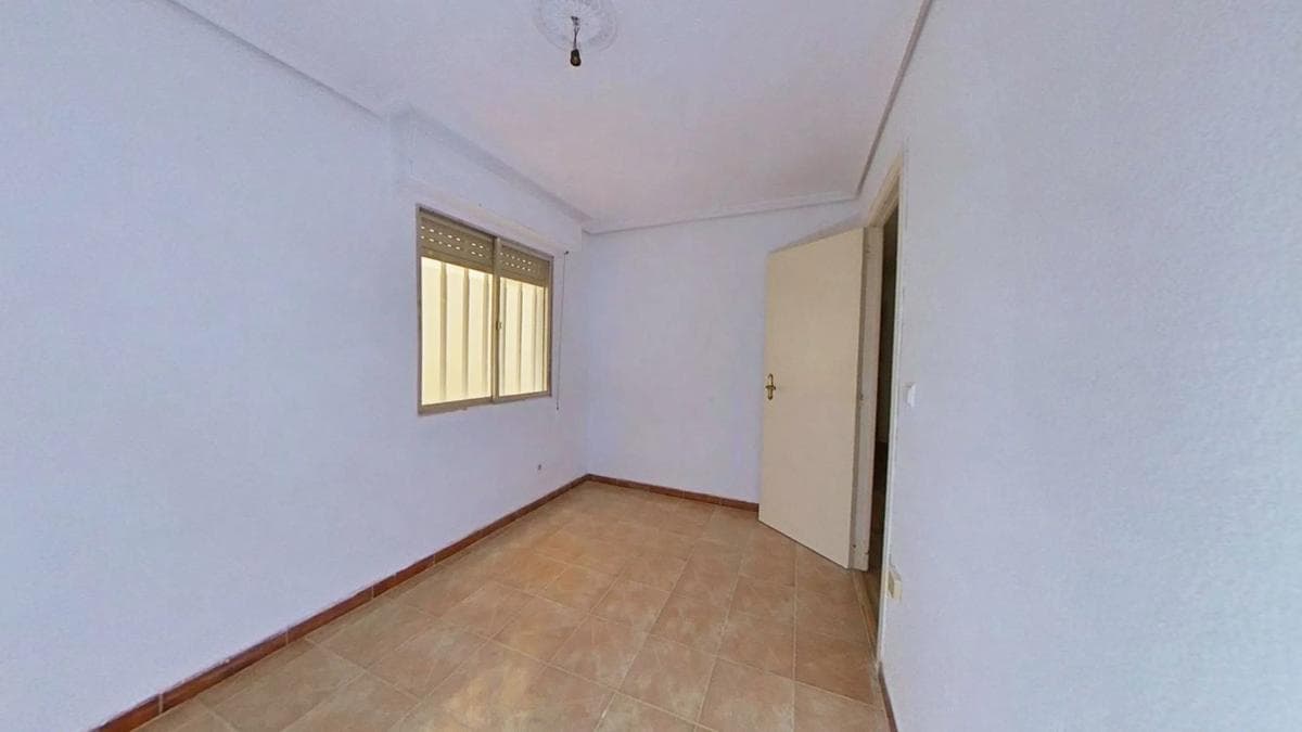 Продажа квартиры на Calle Teniente Durán, Аликанте / Алакант
photo 2