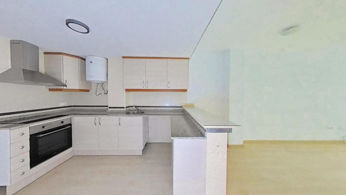 Venta de piso en Barrio Carolinas Altas, Alicante / Alacant
photo 4