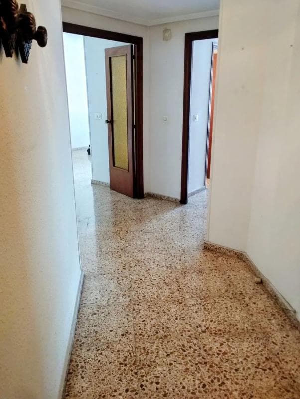 Venta de piso en Calle Olof Palme, 17, Alicante / Alacant
photo 2