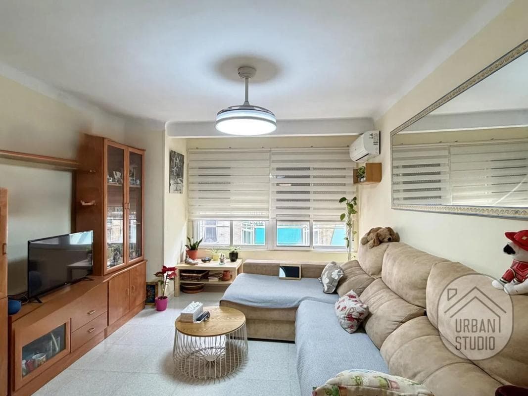 Venta de piso en Calle General Elizaicin, Alicante / Alacant
photo 2