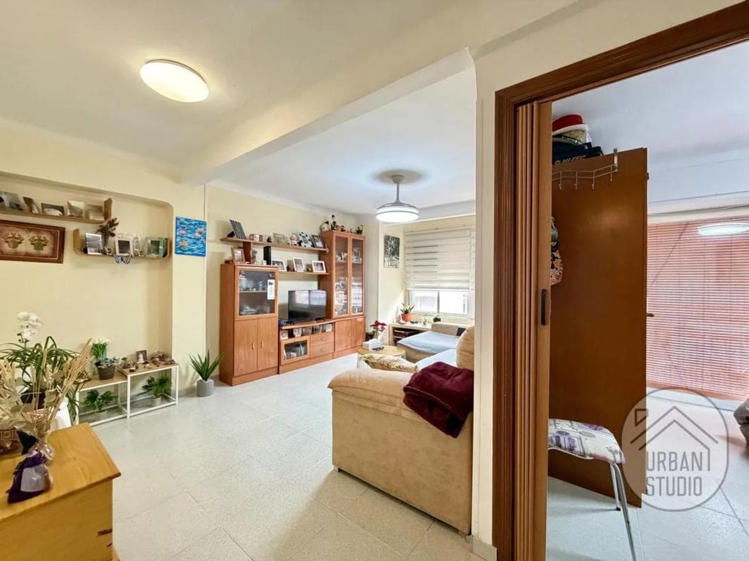 Venta de piso en Calle General Elizaicin, Alicante / Alacant
photo 3