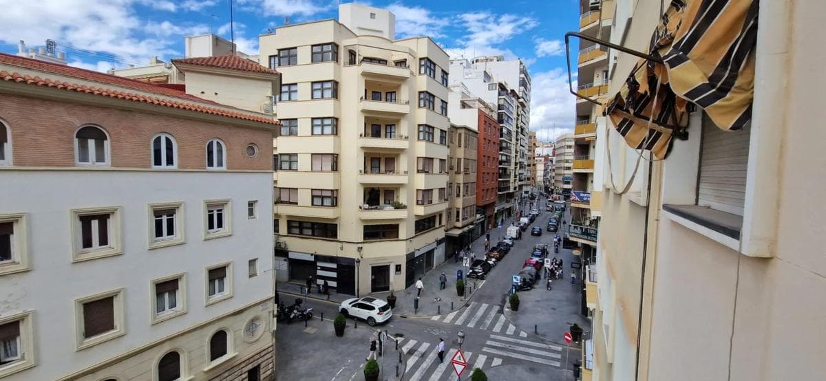 Venta de piso en Calle de Ángel Lozano, Alicante / Alacant
photo 2