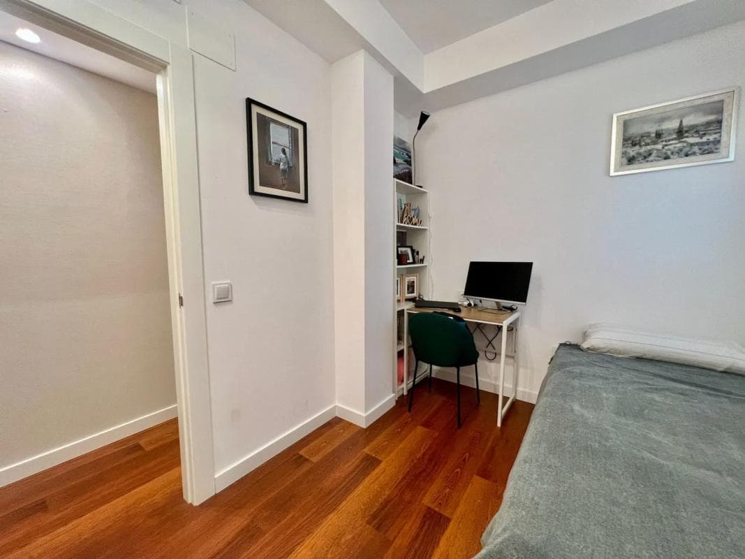 Venta de piso en Plaza de los Luceros, Alicante / Alacant
photo 3