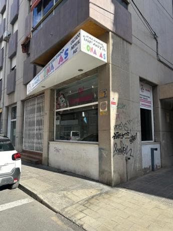 Local en calle Astrónomo Comas Sola photo 1
