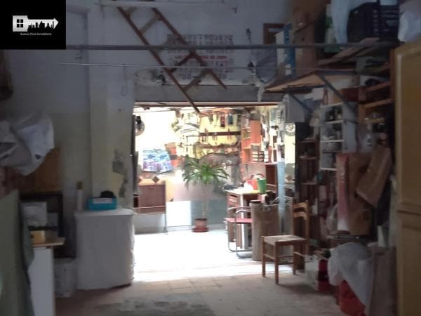 Local en Barrio Princesa Mercedes thumbnail 2