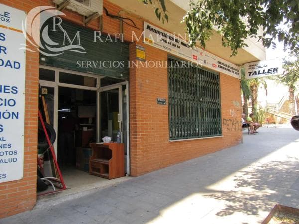 Local en avenida Alcoi thumbnail 2